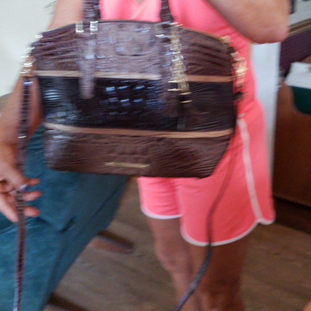 Handbag - Picture 2 of 4